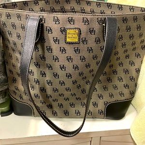 Dooney and bourke large tote
